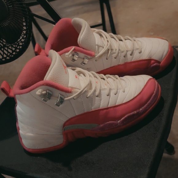 ***STILL AVAILABLE***- Air Jordan Retro 12 Vivid Pink Valentines Day Drop - Picture 2 of 14